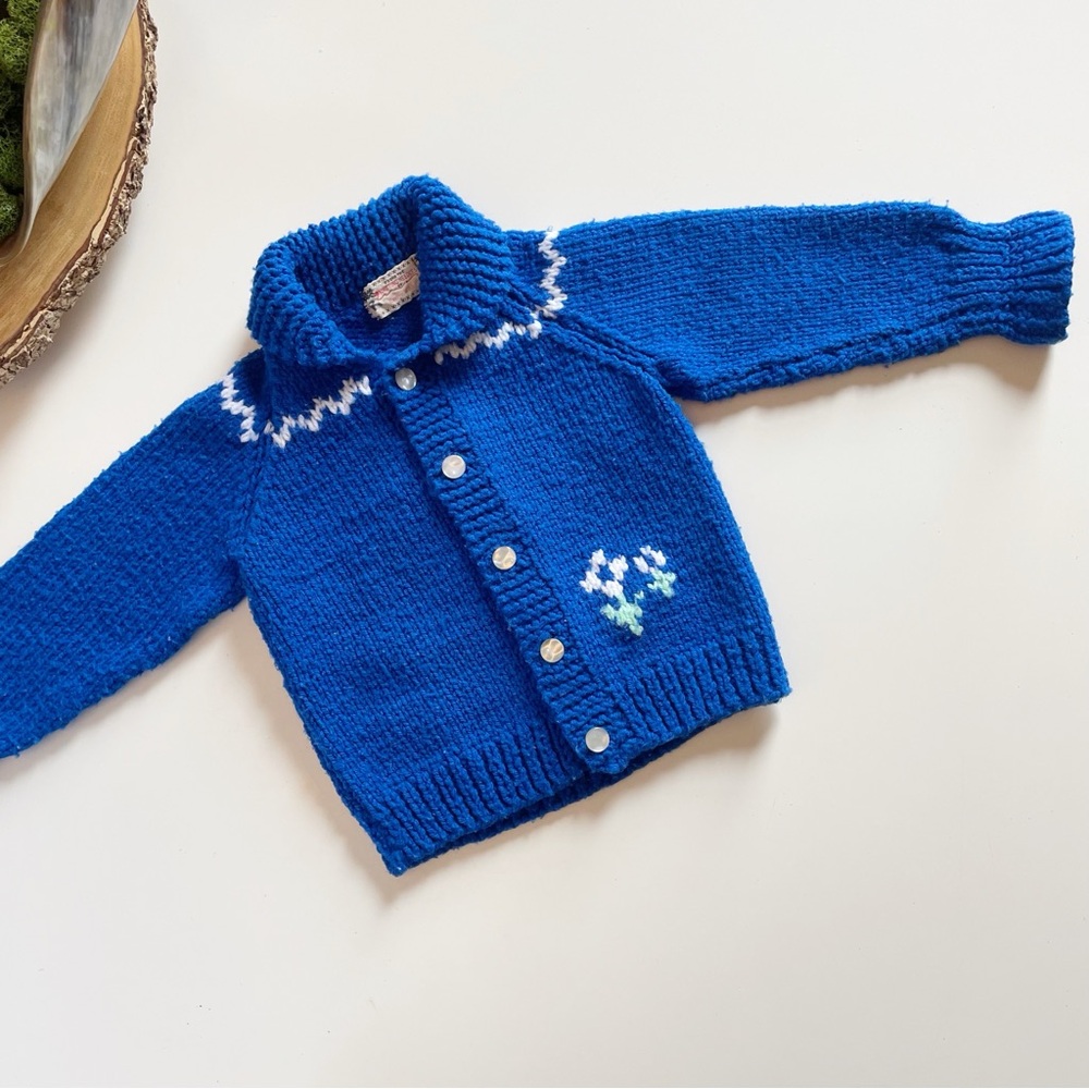Vintage Handmade Blue Bear Flower Kit Sweater Cardigan